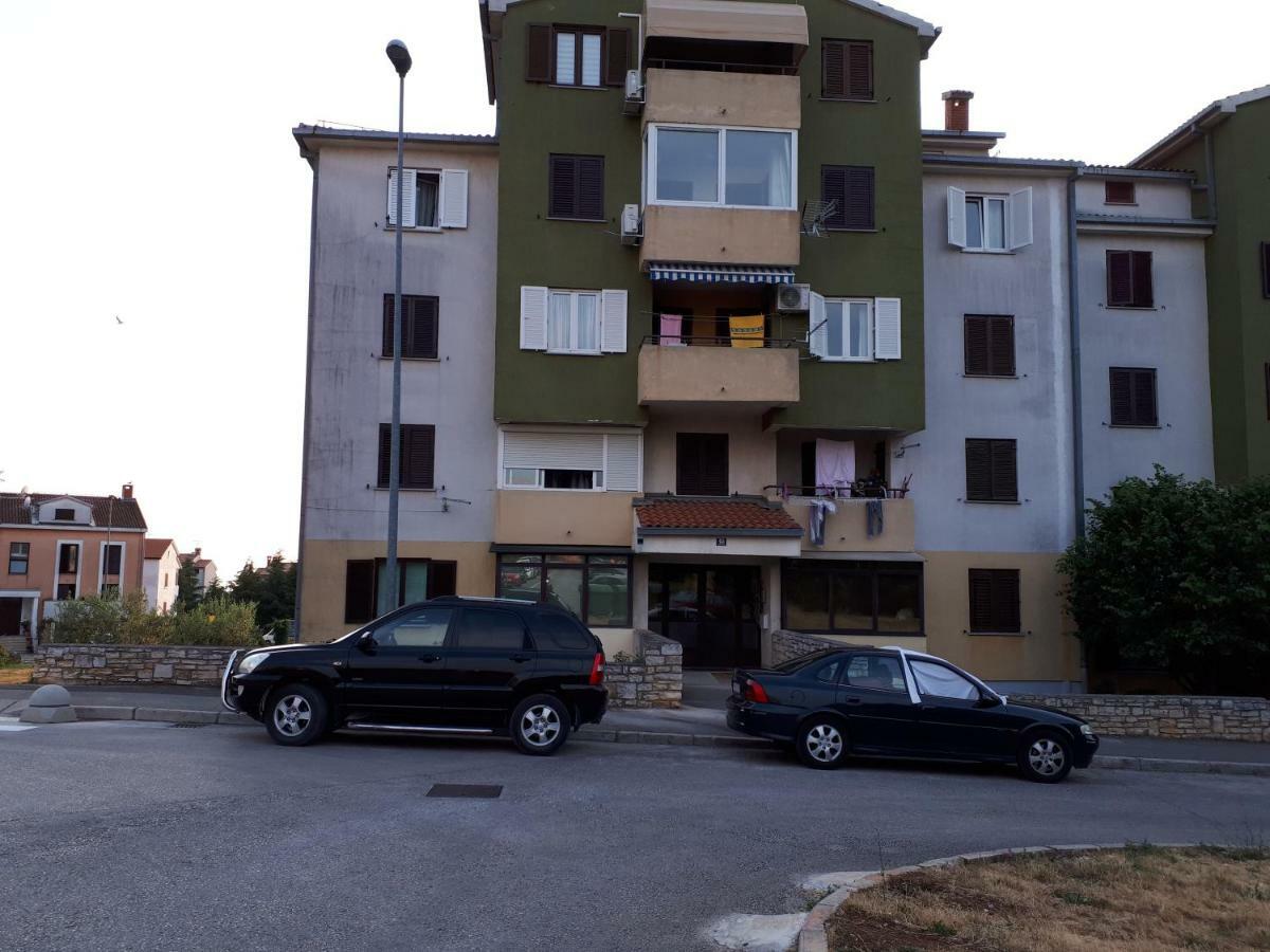 Apartment Korni Poreč Exterior foto